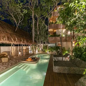Zereno Club Access **** Tulum Pueblo